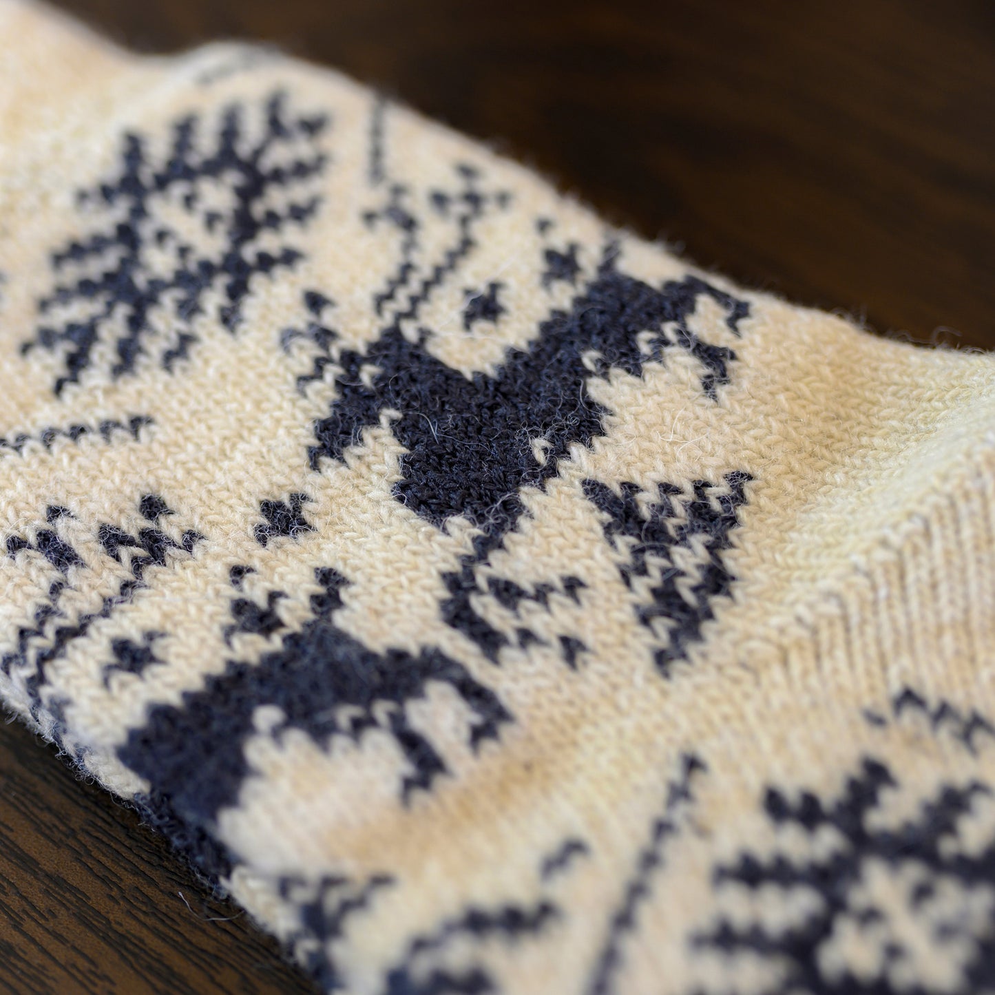 Cereus - Warm Dry-Foot Crew Socks | Pure Wool