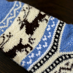 Nordic Reindeer Angora Wool Socks – Scandinavian Animal Pattern Knit Socks (Paeonia)