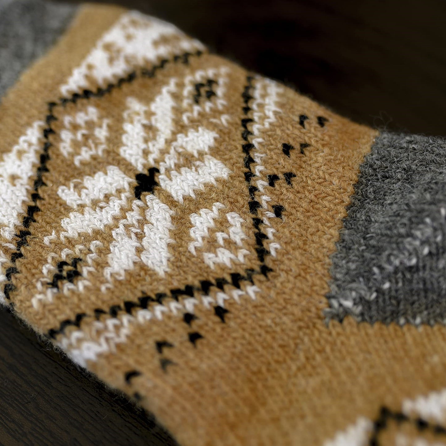 Quercus - Warm Dry-Foot Crew Socks | Pure Wool