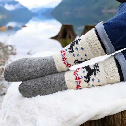 Quince - Warm Dry-Foot Crew Socks | Pure Wool