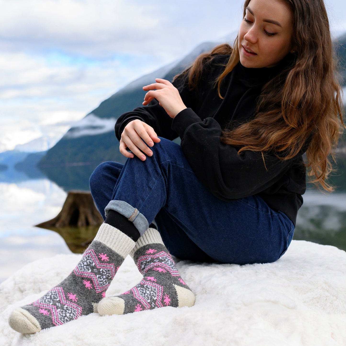 Rosa - Warm Dry-Foot Crew Socks | Pure Wool