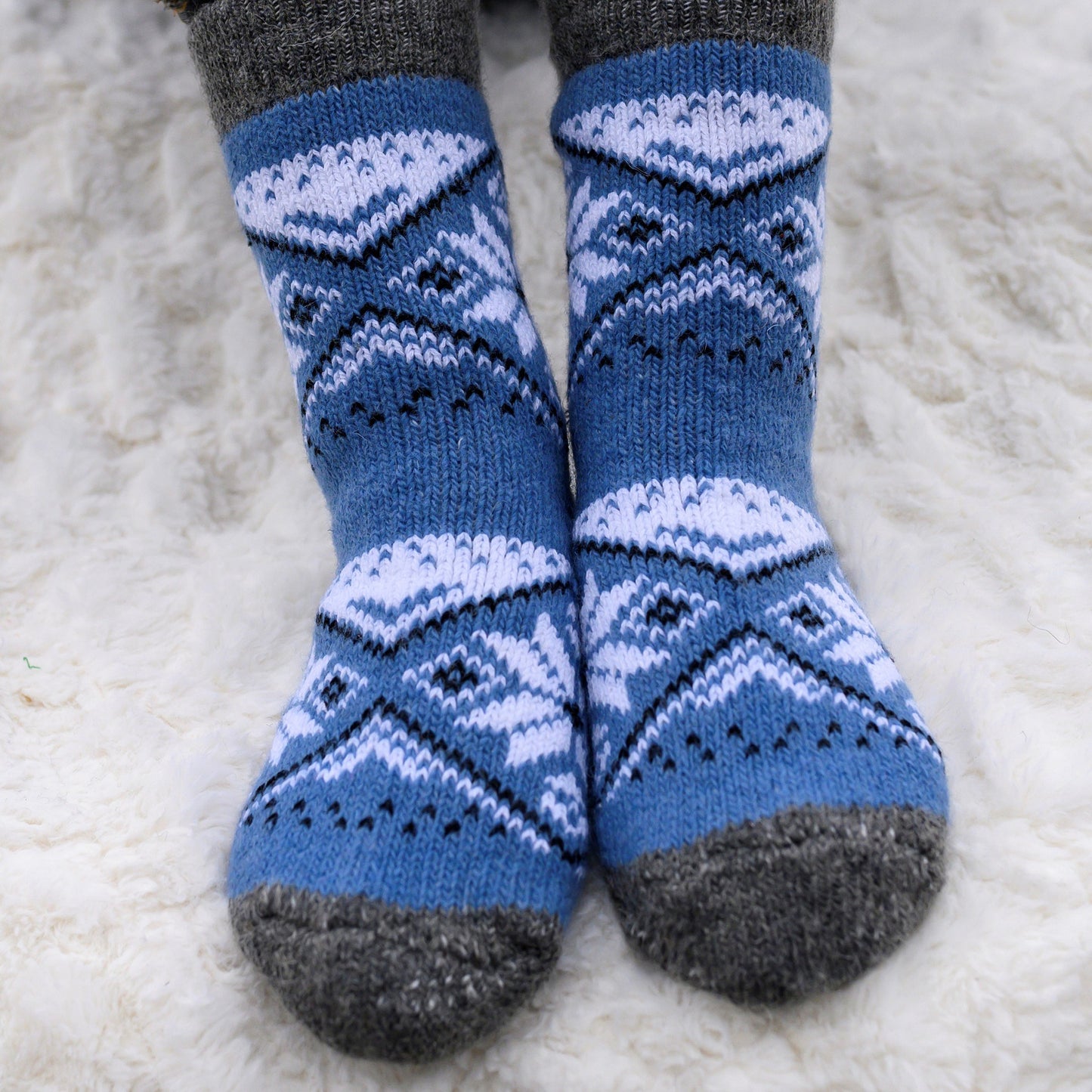 Rubus - Warm Dry-Foot Crew Socks | Pure Wool